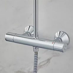 Hansgrohe Vernis Blend Showerpipe 200 Thermostatic Shower Mixer - Chrome