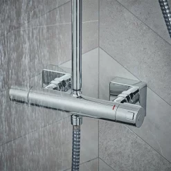 Hansgrohe Vernis Shape Showerpipe 230 Thermostatic Shower Mixer - Chrome